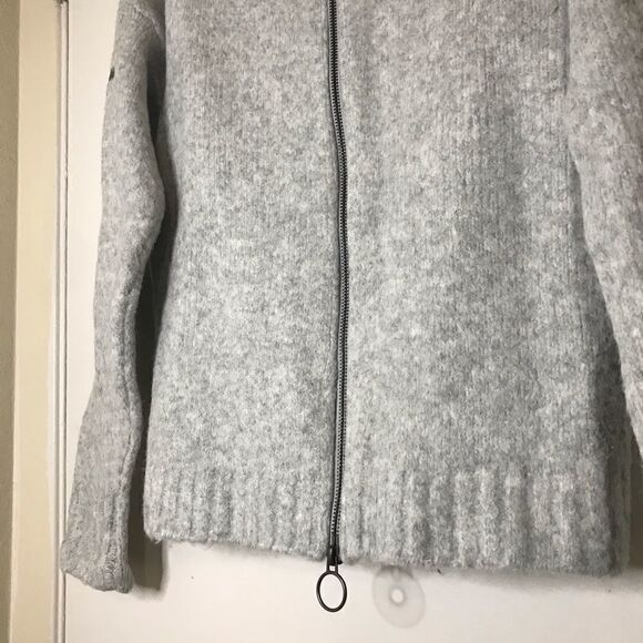 BLANK NYC Gray Wool Floral Embroidered Sweater - Picture 8 of 9